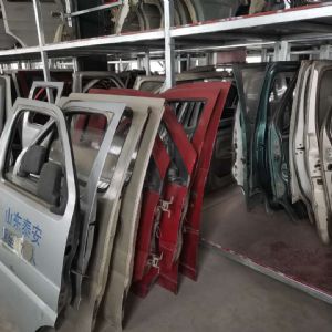 汽车回钣金件